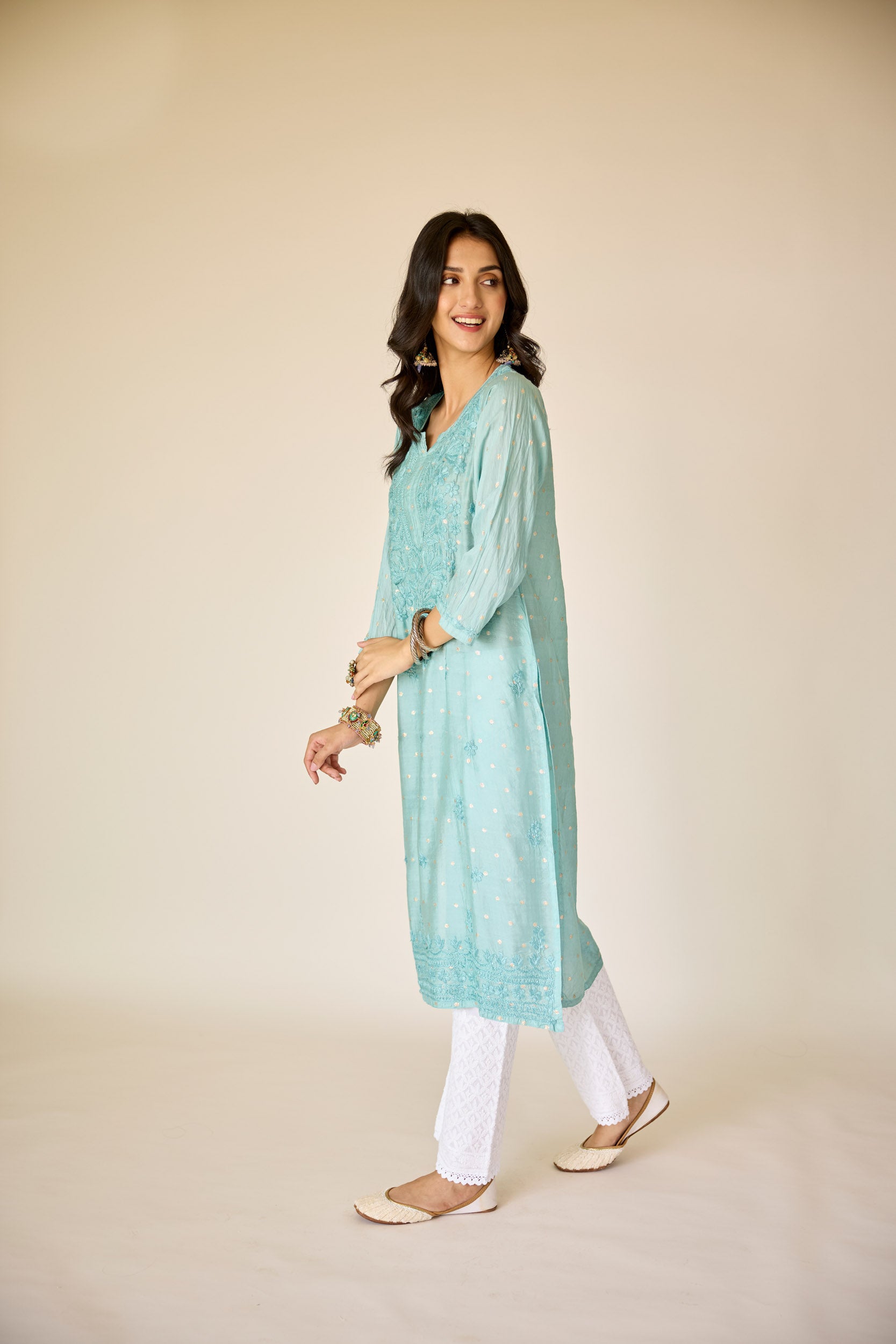 Wafa Blue Chanderi Hand Embroidered Chikankari Kurta