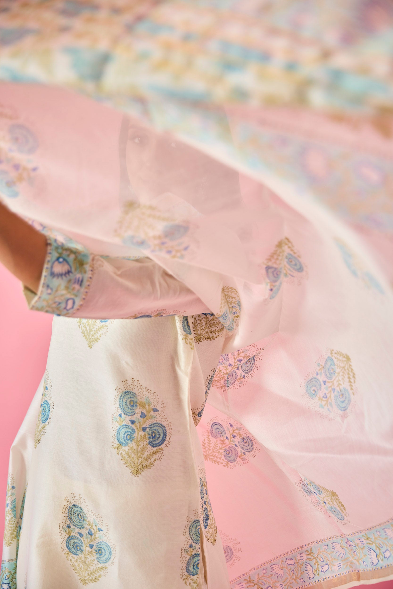 Dilruba Off White Chanderi Hand Embellished Kurta Set