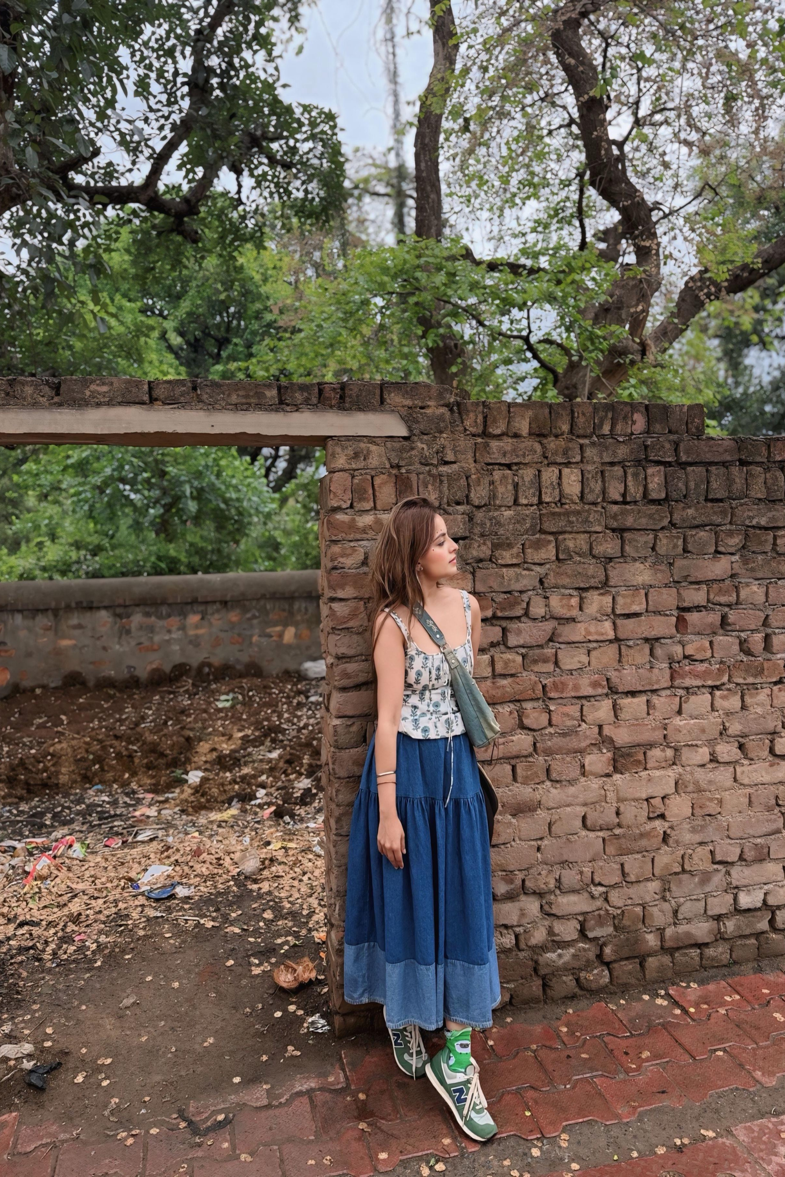 Meadow Cotton Front Open Top