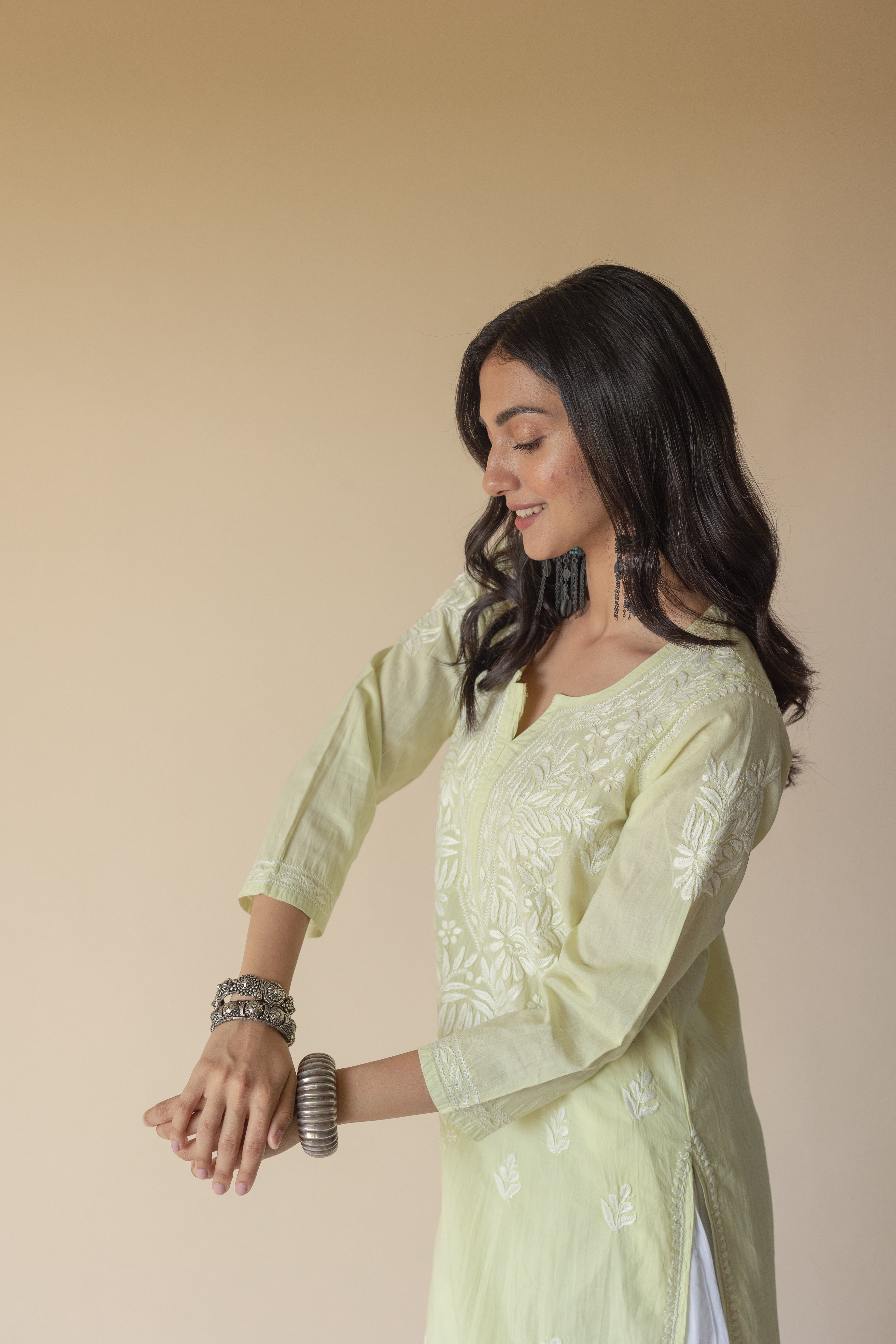 Adara Cotton Green Hand Embroidered Chikankari Kurta