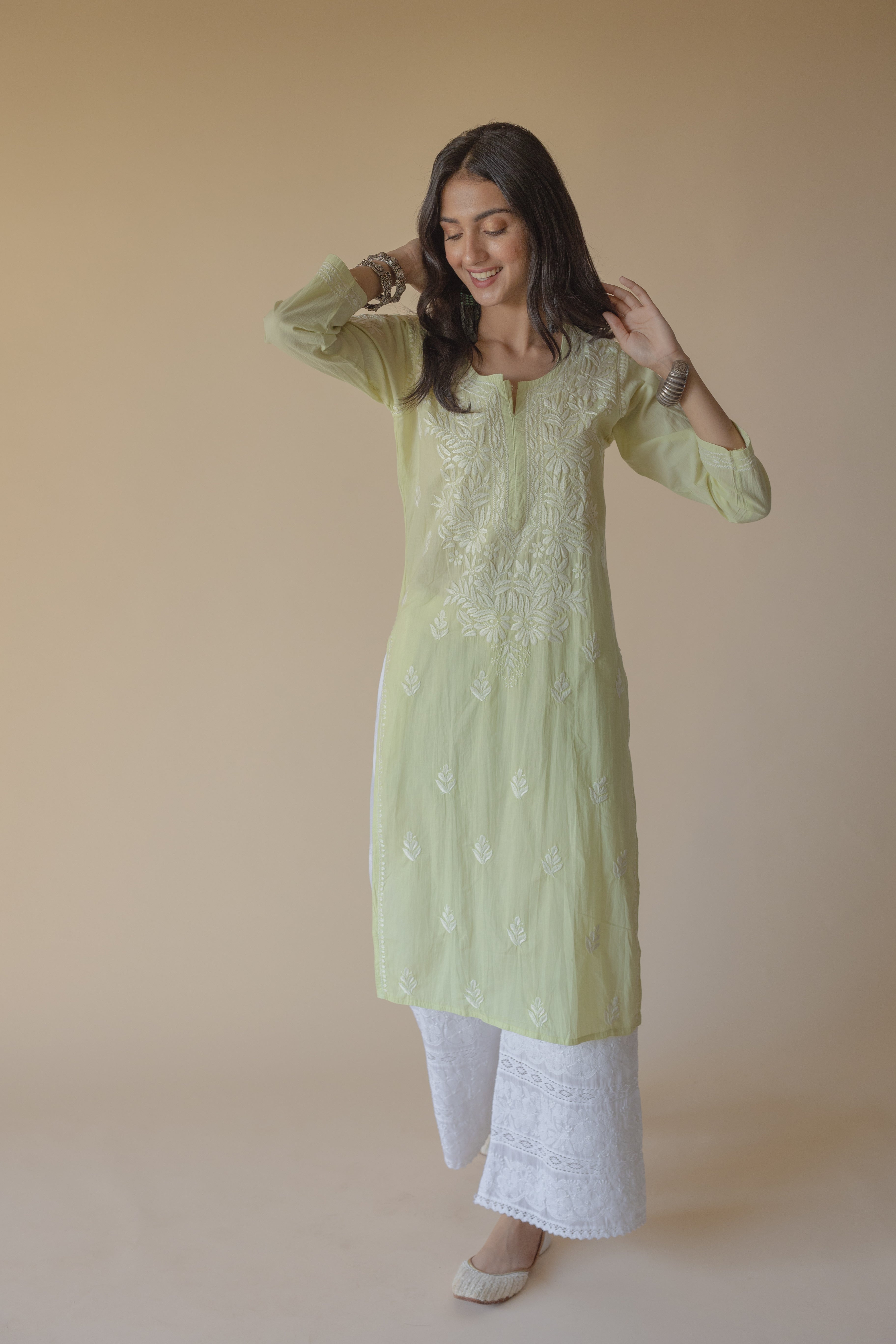 Adara Cotton Green Hand Embroidered Chikankari Kurta