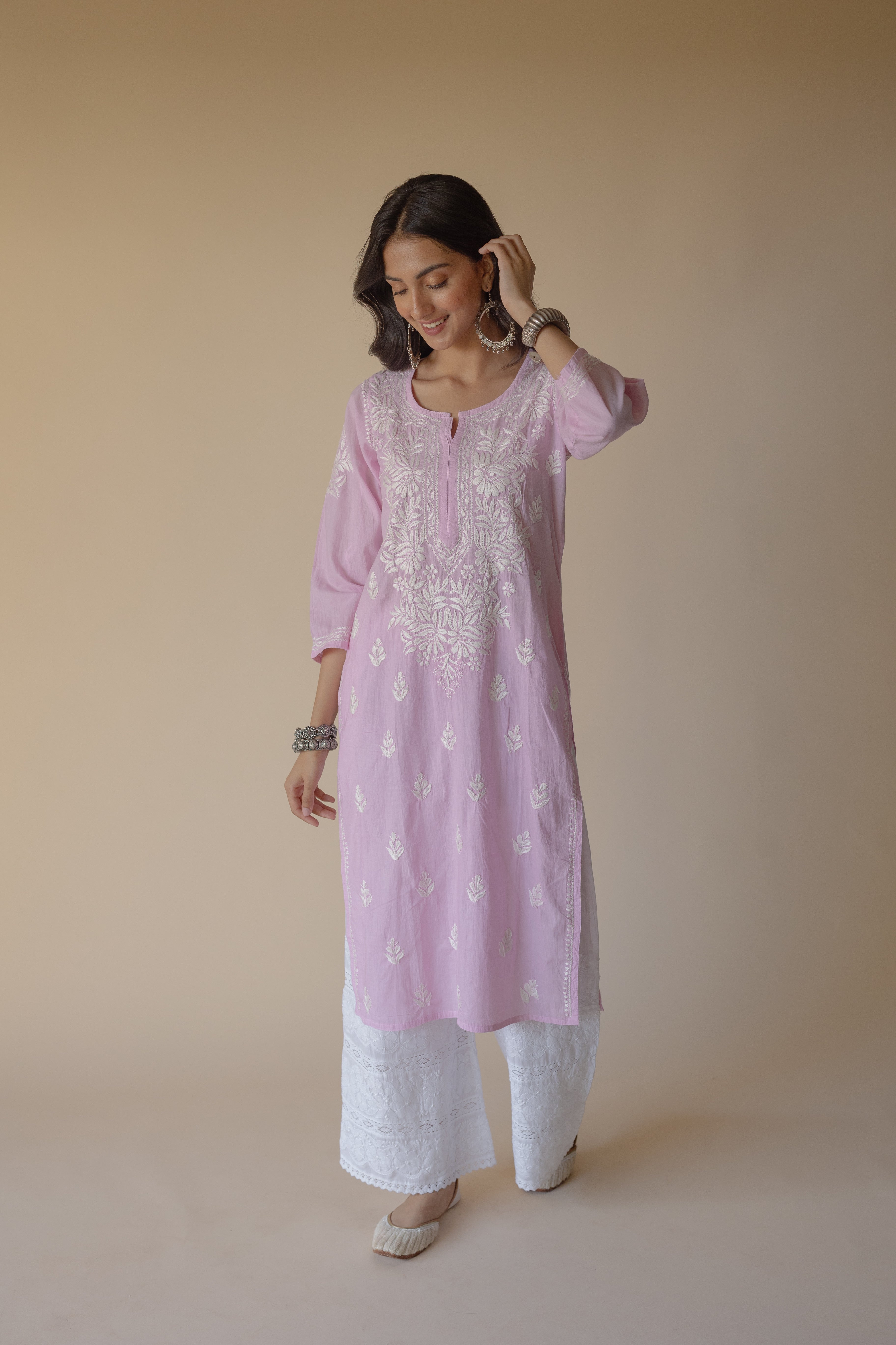 Fida Cotton Pink Hand Embroidered Chikankari Kurta