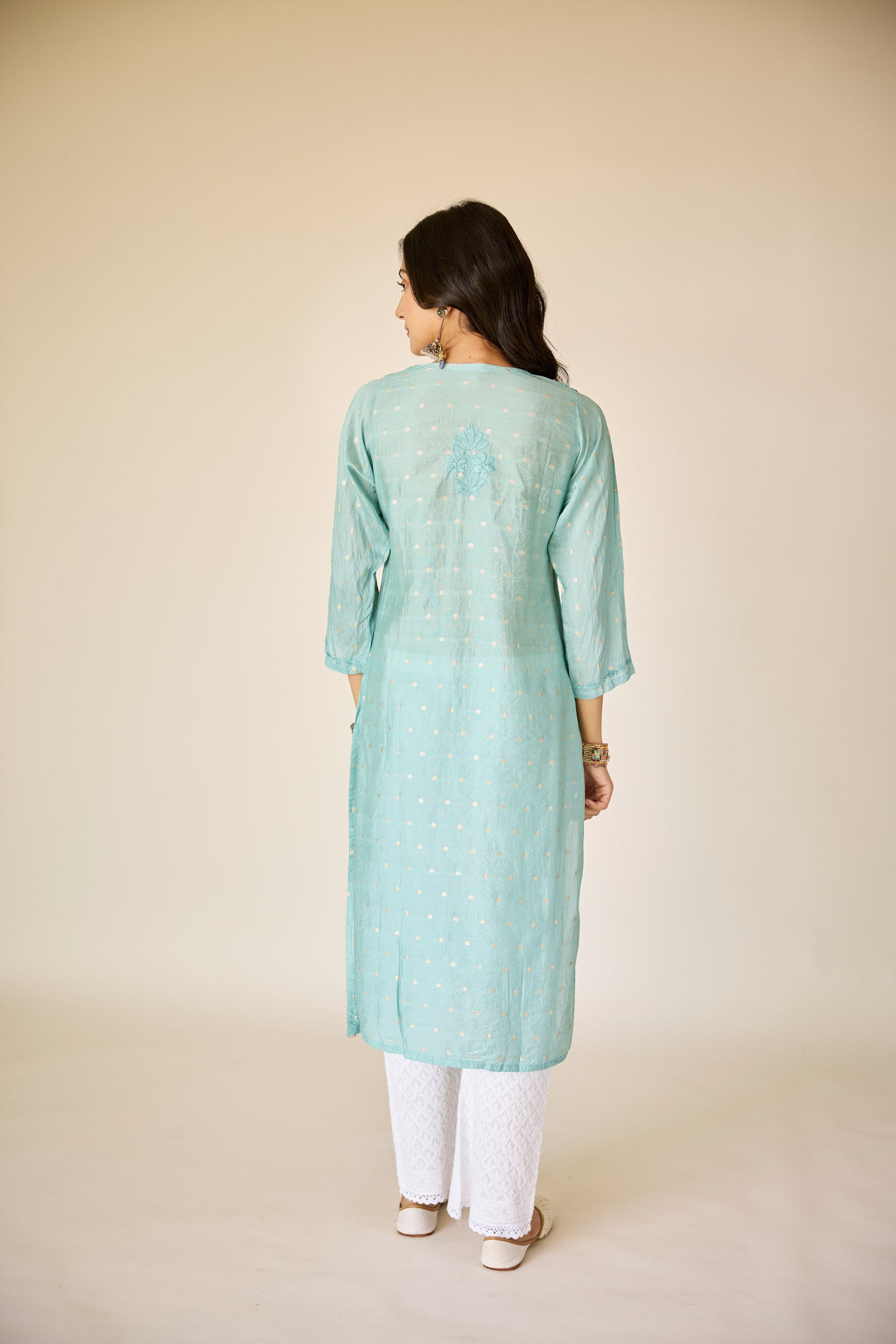 Wafa Blue Chanderi Hand Embroidered Chikankari Kurta