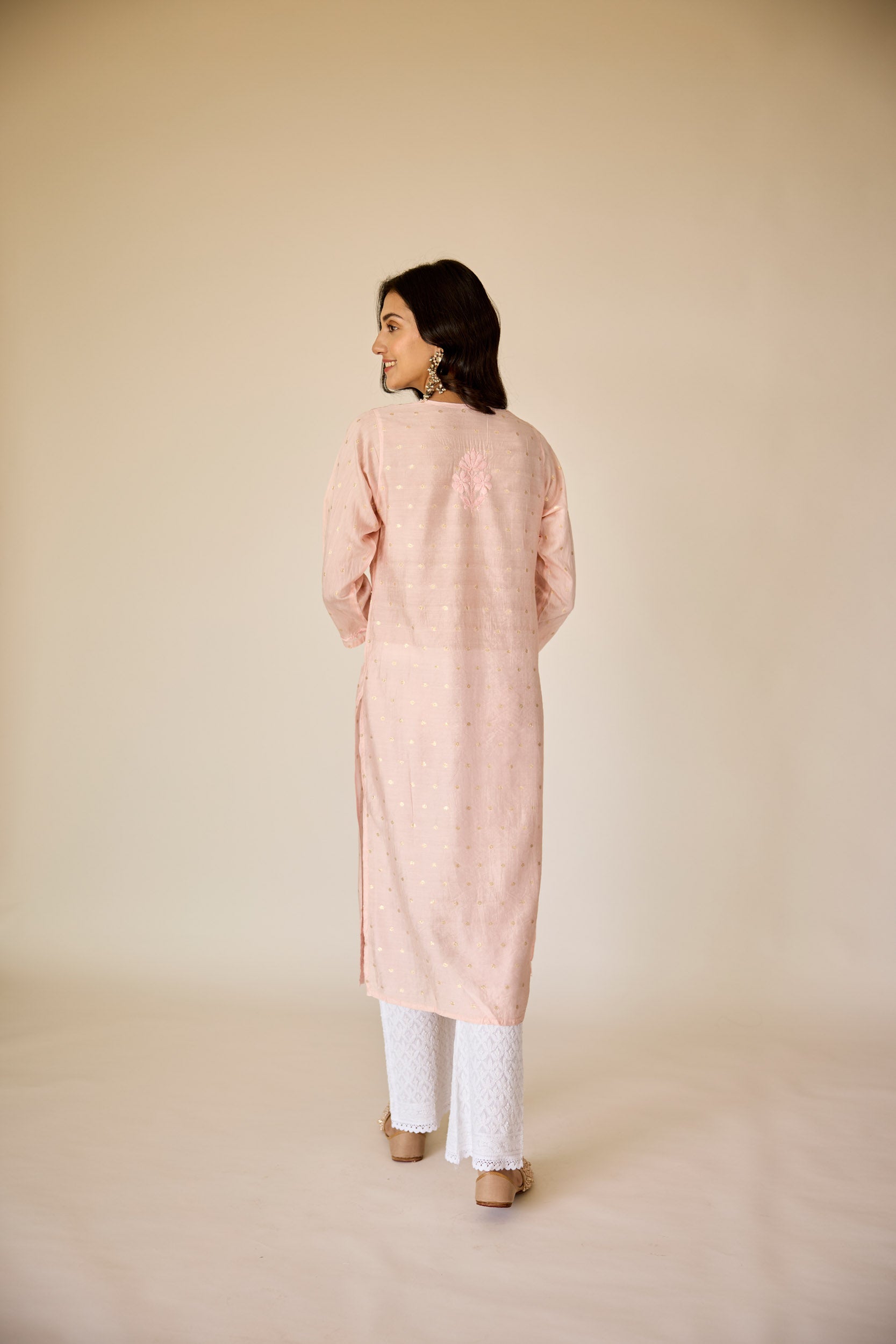 Zubaida Blush Pink Chanderi Hand Embroidered Chikankari Kurta