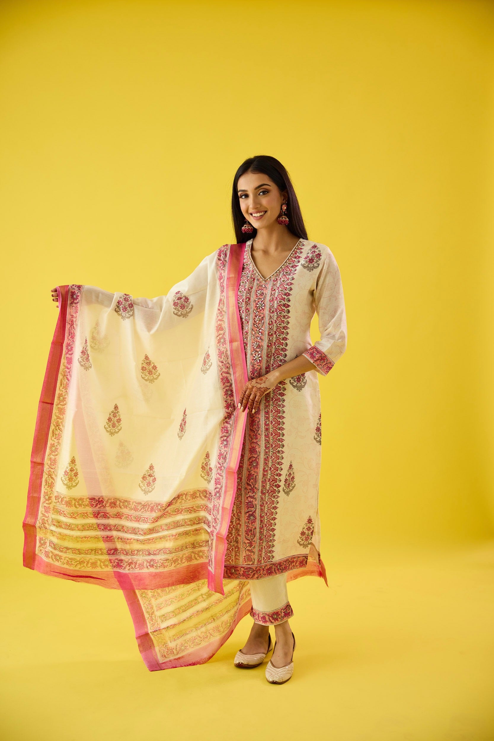 Nazaakat Pink & Off White Chanderi Hand Embellished Kurta Set