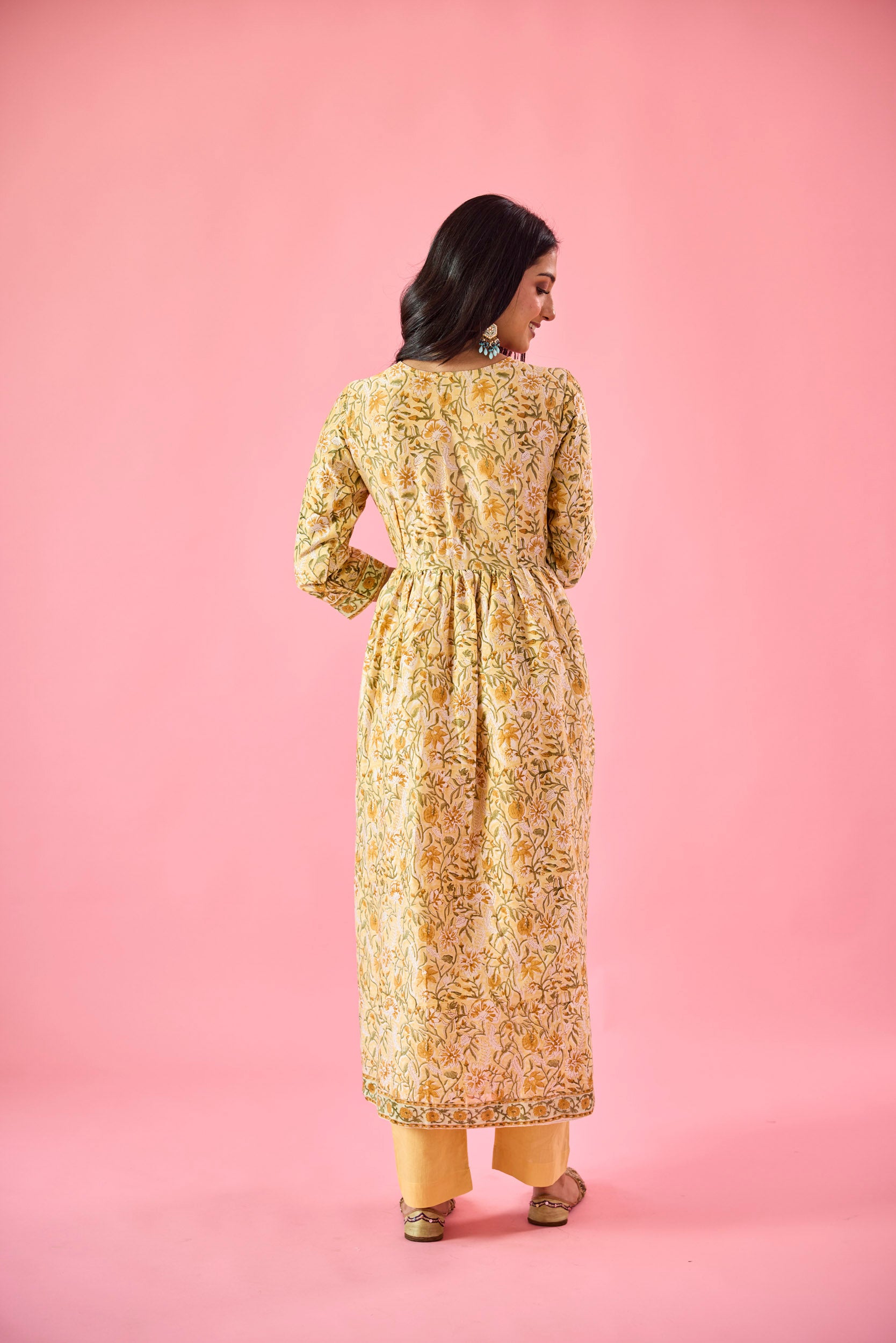 Parizaad Yellow Chanderi Hand Embellished Kurta Set