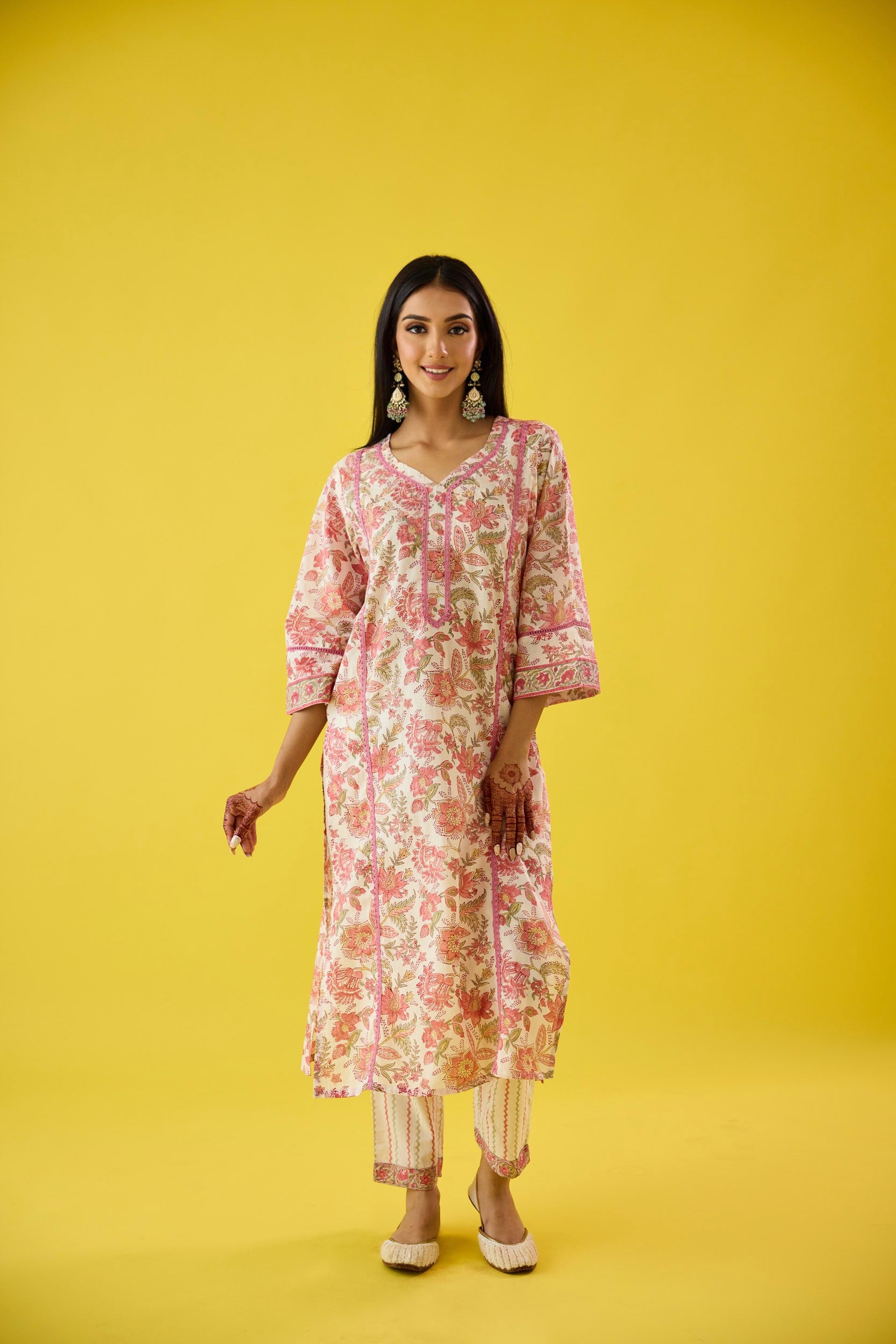 Mehrunissa Pink & White Cotton Kurta Set