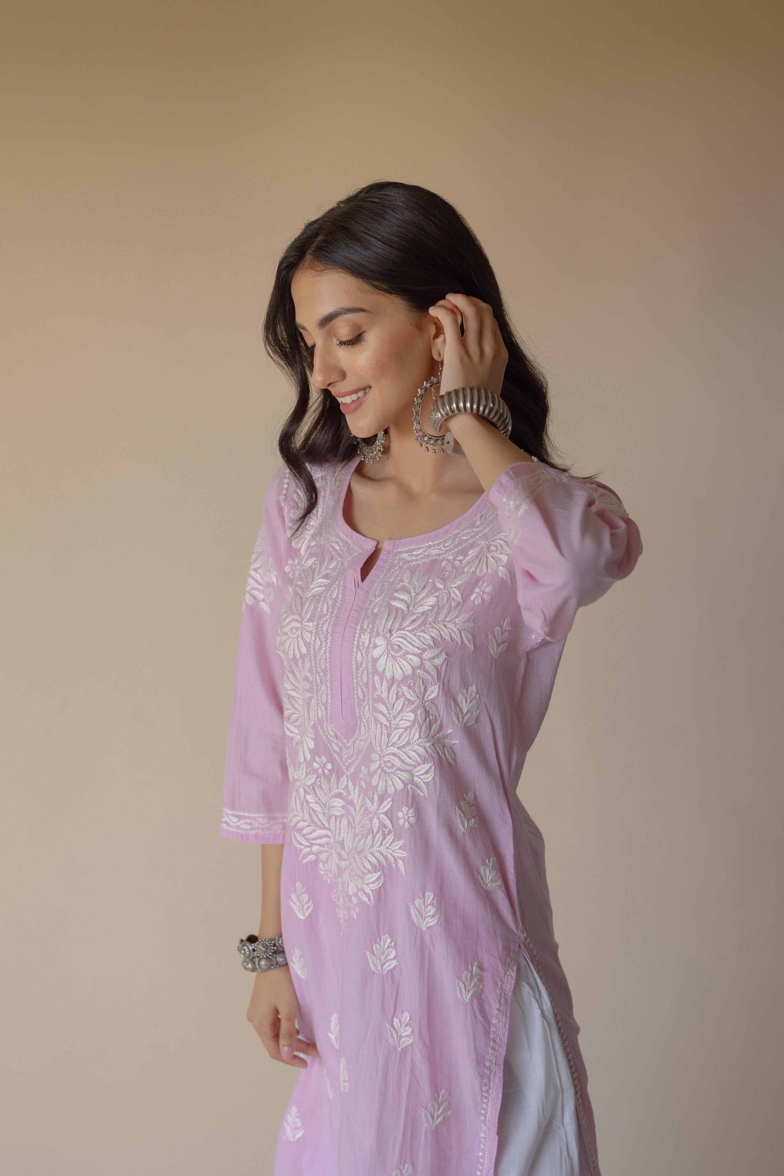 Fida Cotton Pink Hand Embroidered Chikankari Kurta