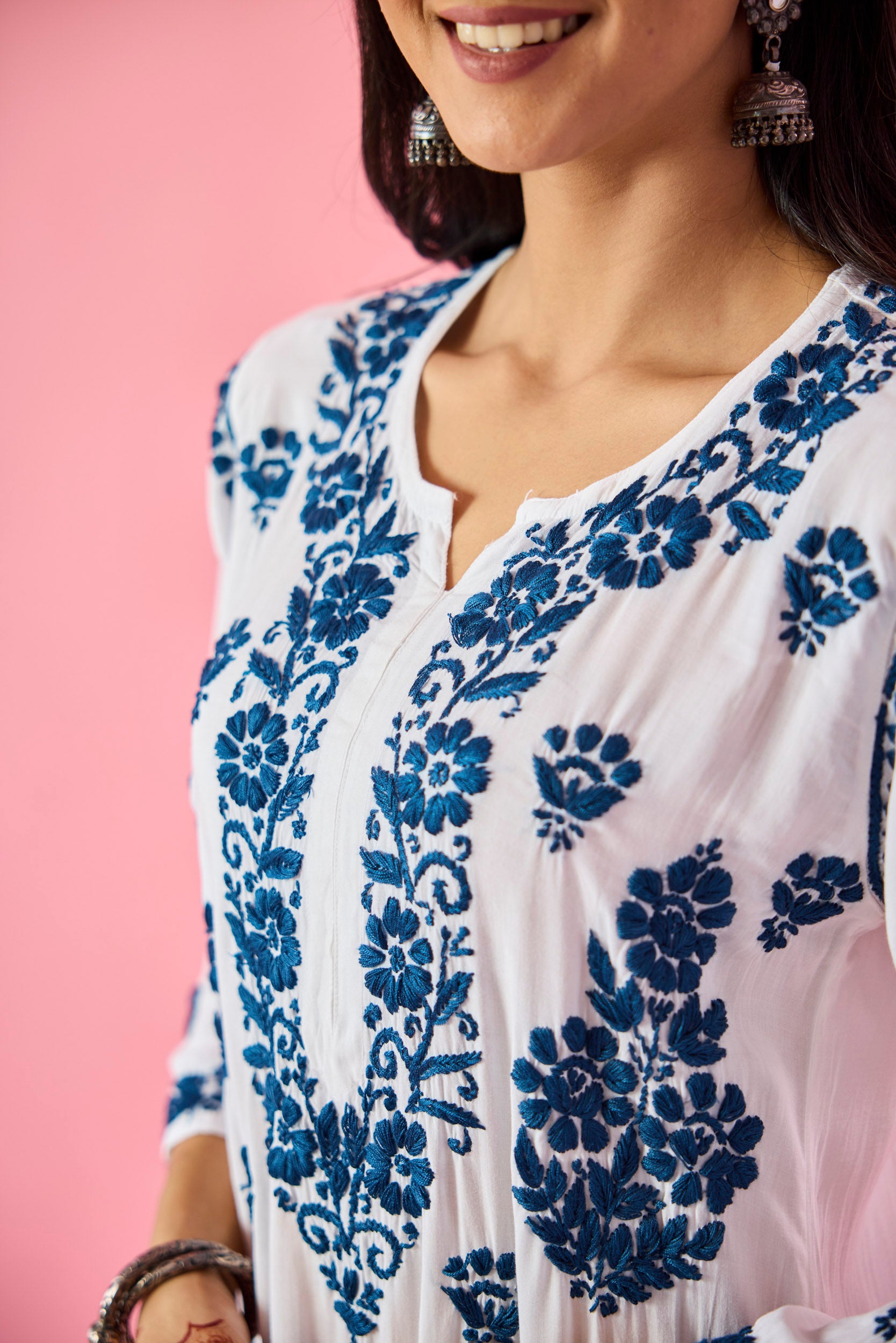 Wazira Blue & White Modal Hand Embroidered Chikankari Kurta & Pant Set