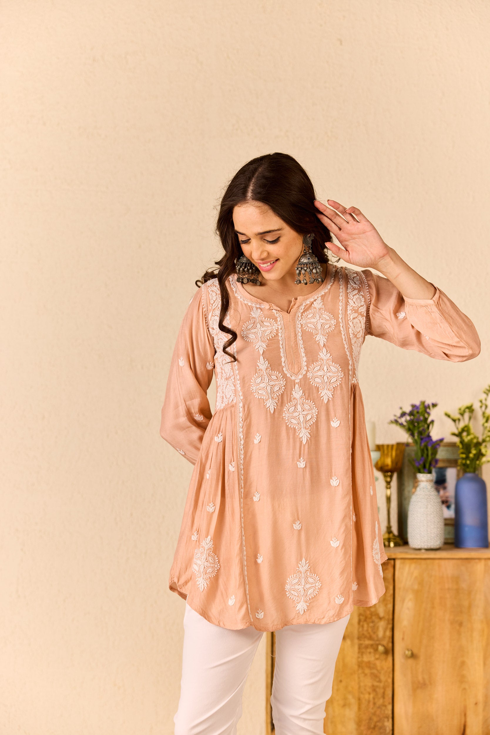Emaan Peach Muslin Hand Embroidered Short Chikankari Kurti