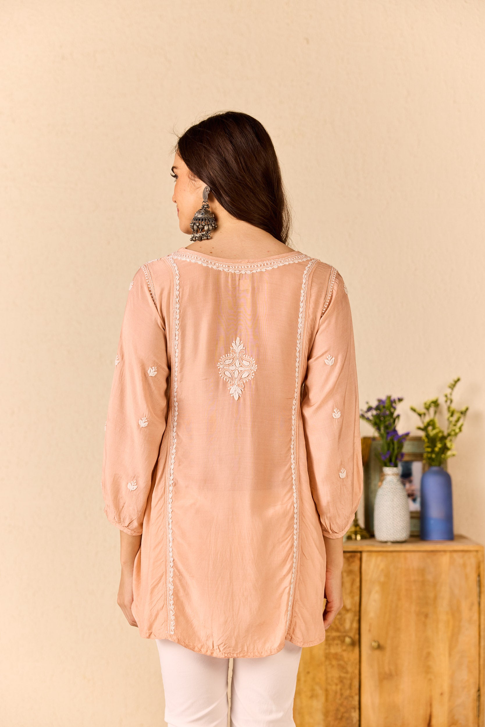 Emaan Peach Muslin Hand Embroidered Short Chikankari Kurti