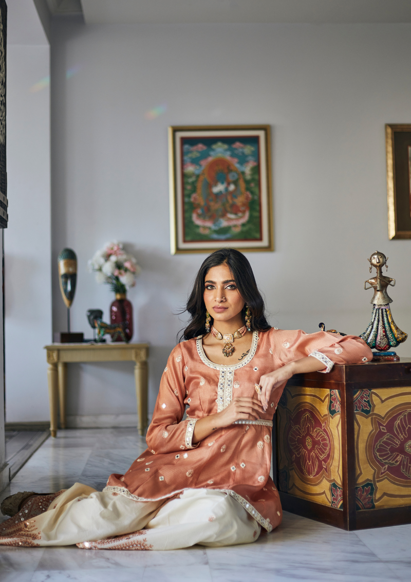 Leila Short Kurta