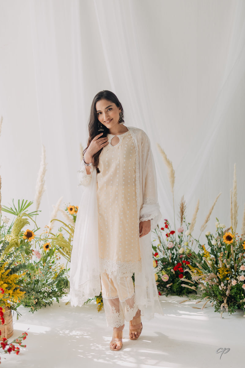 Maria Mulmul Kurta