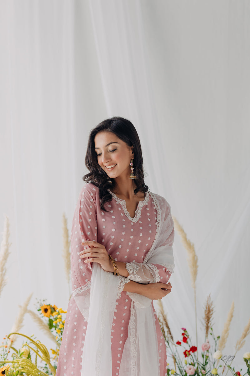 Sara Mulmul Kurta