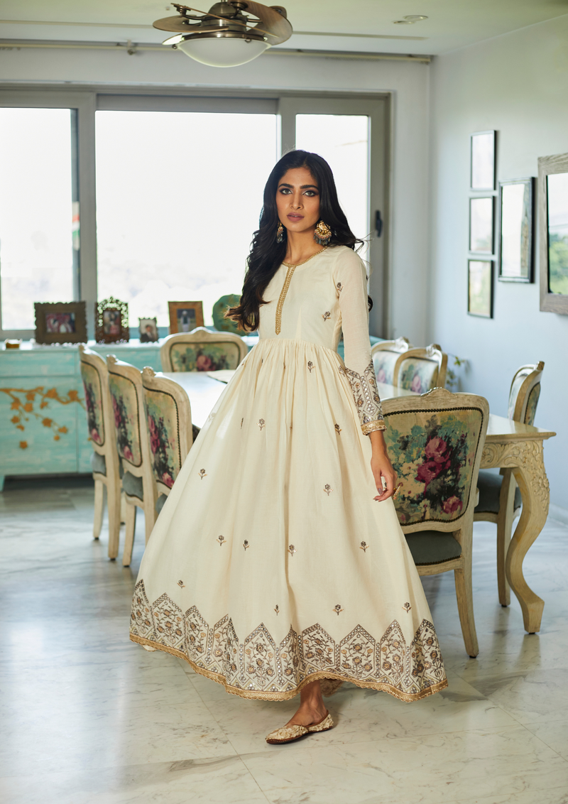 Nargis Anarkali