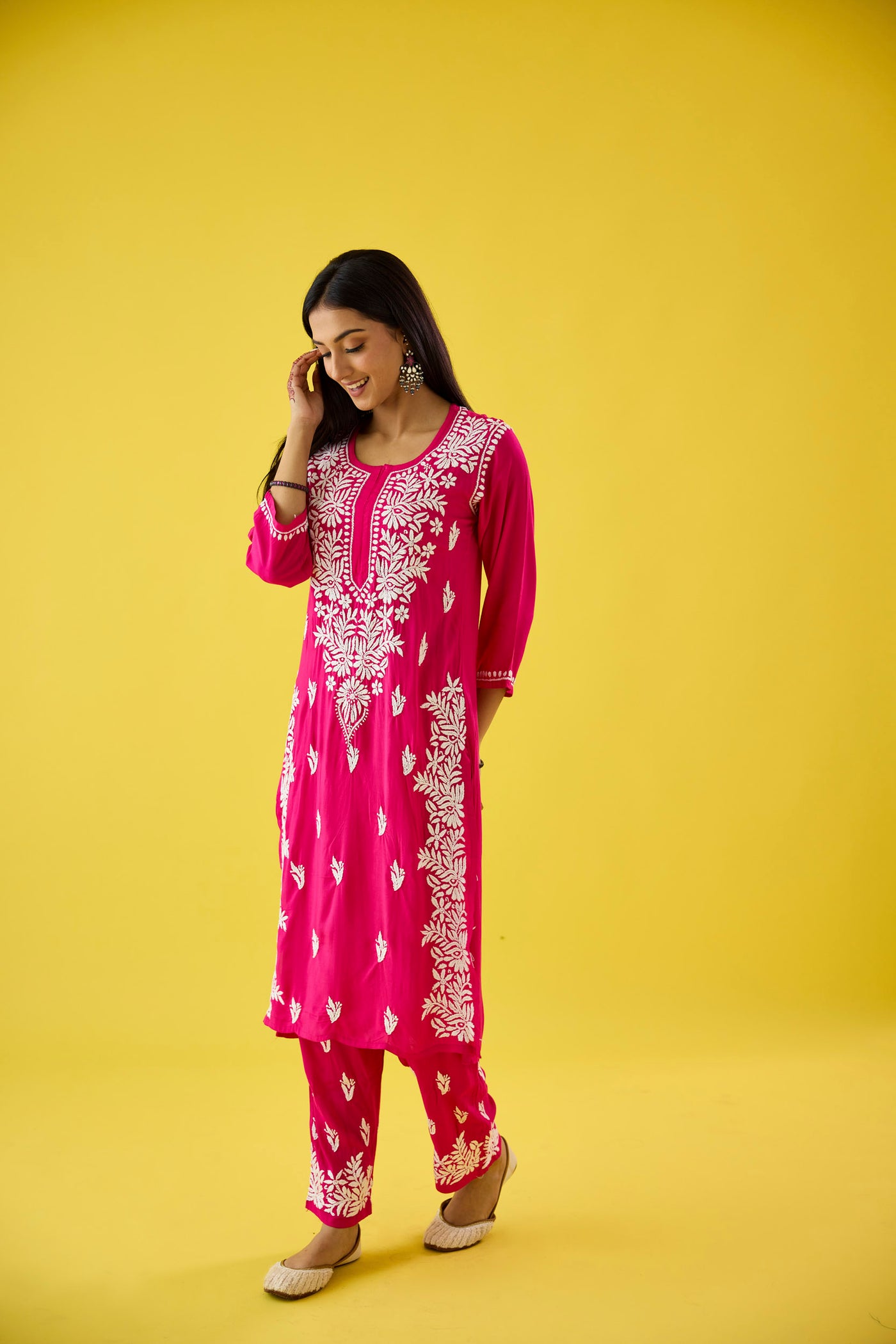 ERMINA Chikankari Modal Pink Kurta