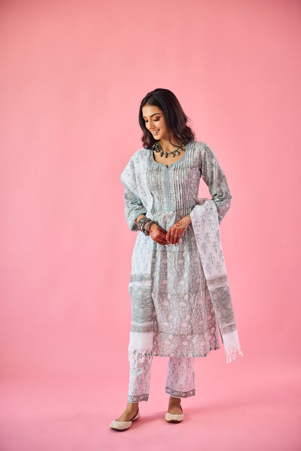 Women'S Sea Green & White Striped Kurta With Palazzos