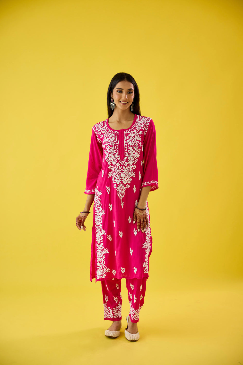 Hand Embroidery Chikankari Linen Kurta Pant Set - Pink