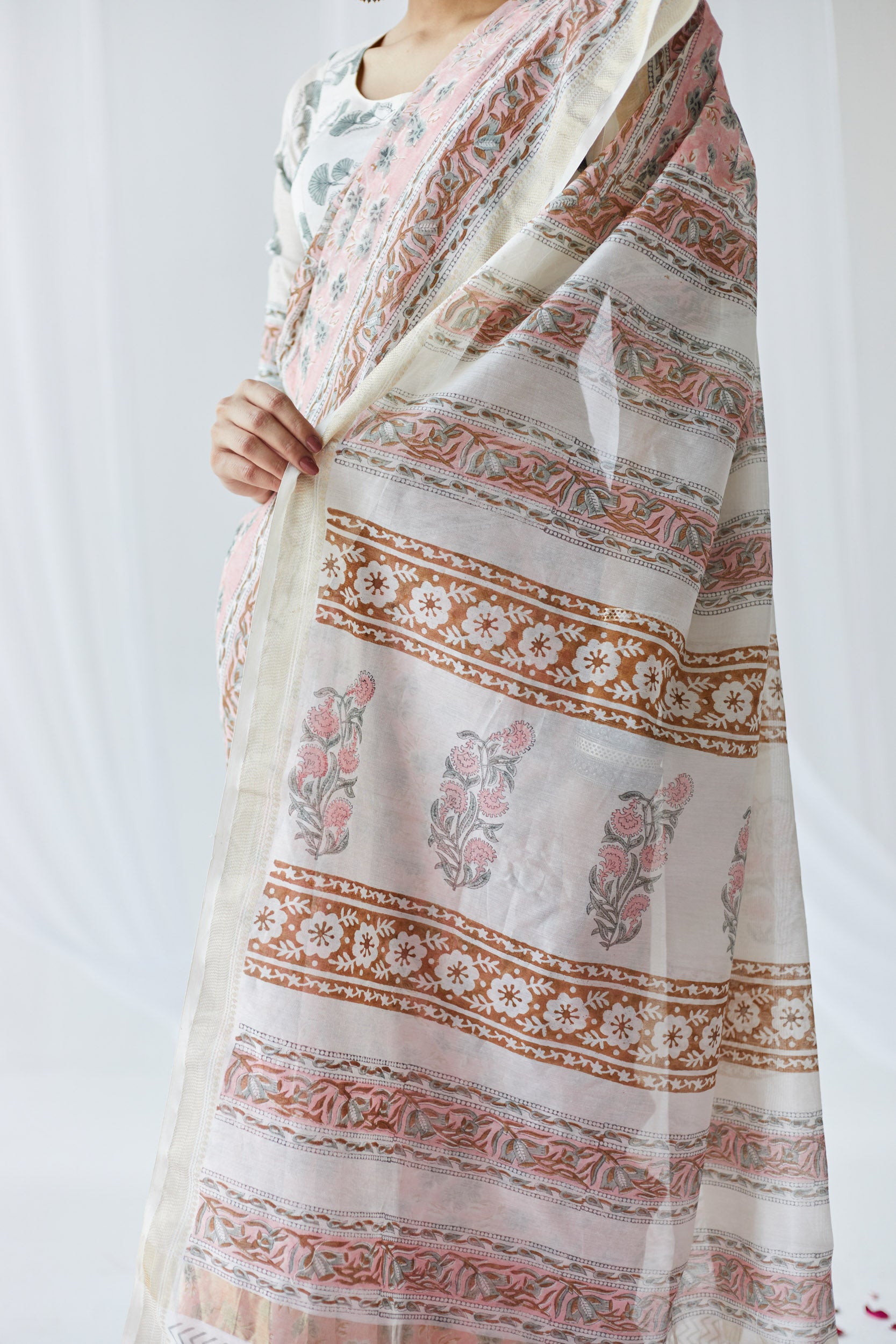 Nasrine Pink & White Printed Chanderi Silk Saree