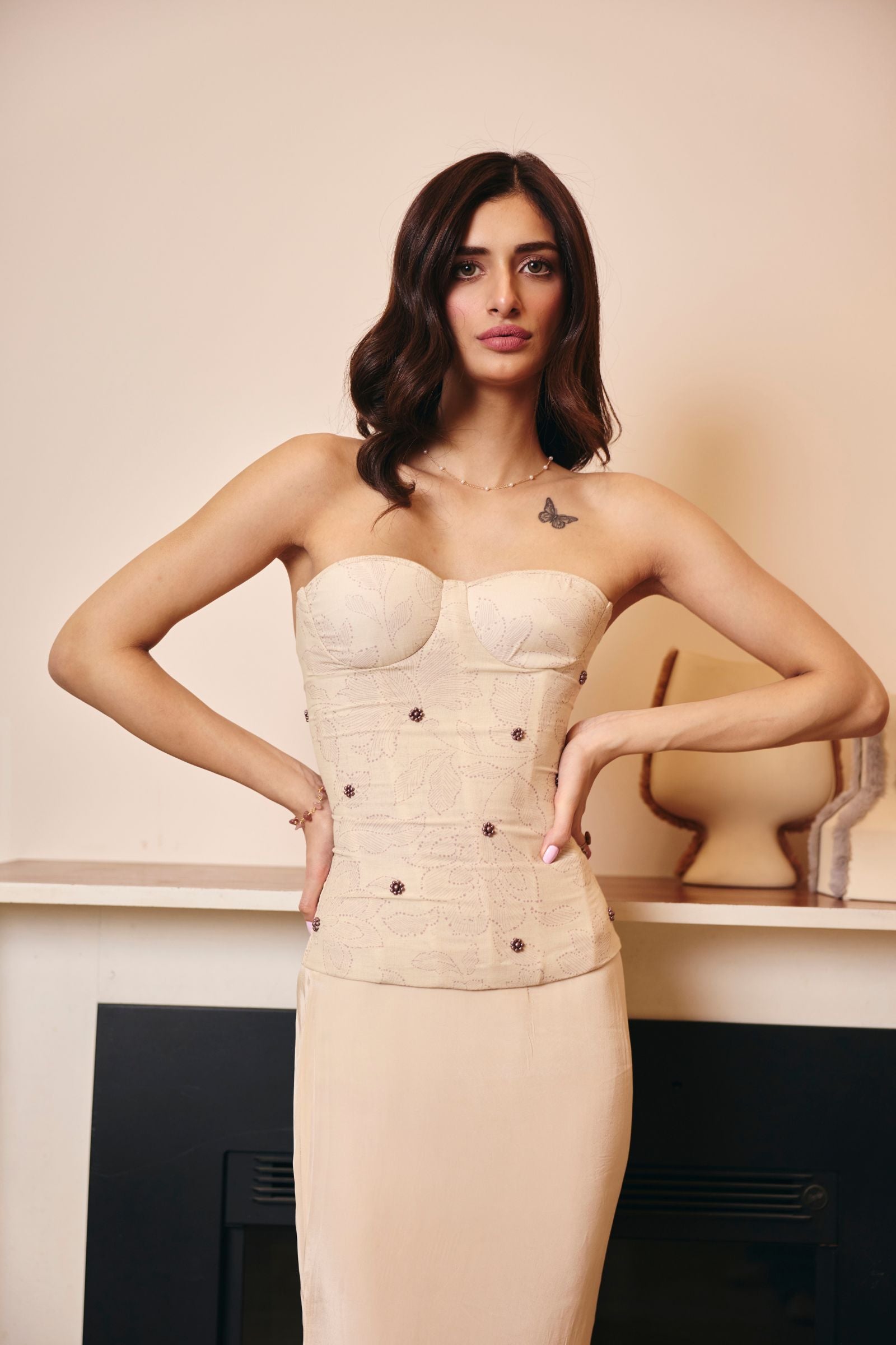 Lake como white corset