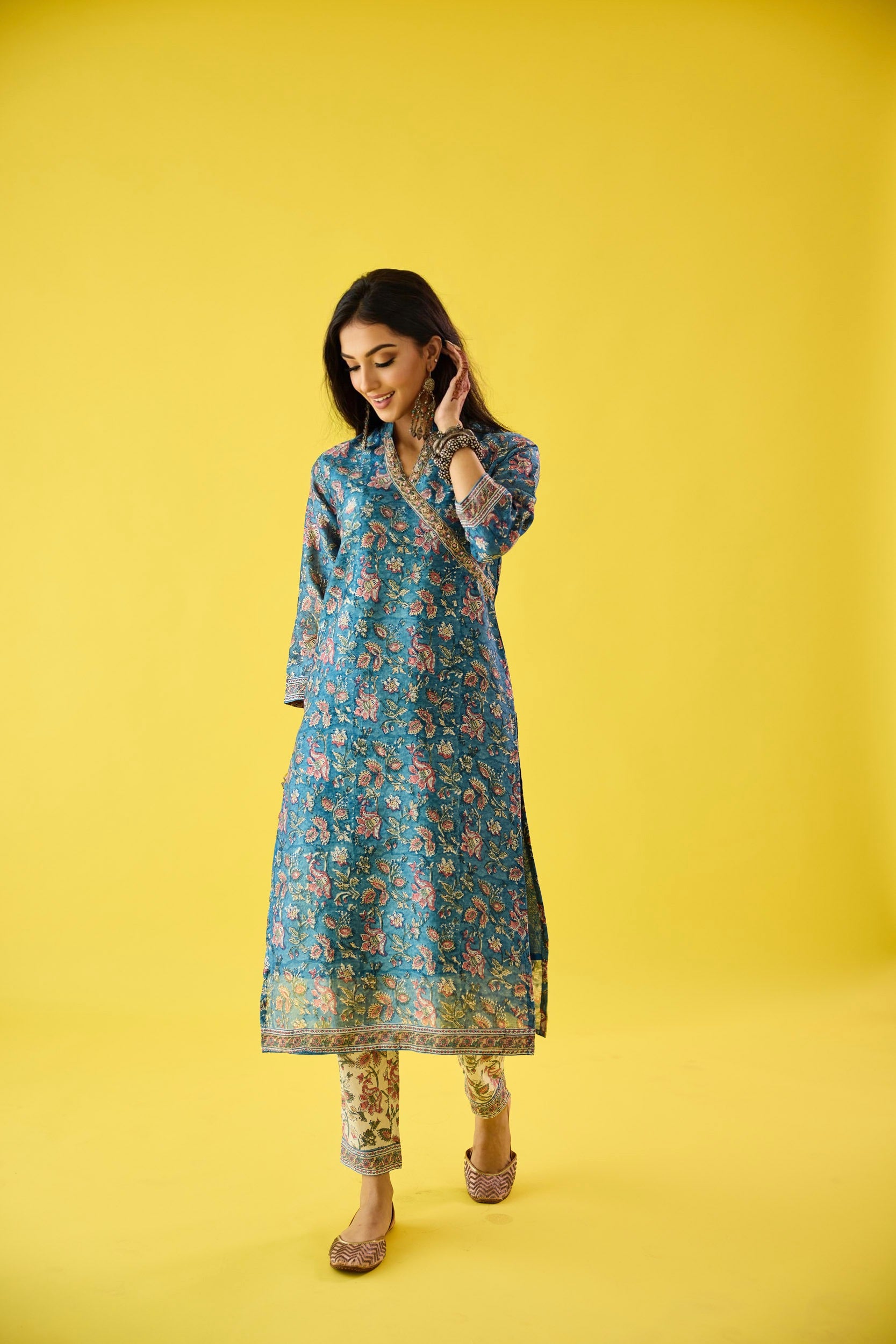 Roohani Blue & White Chanderi Hand Embroidered Kurta Set