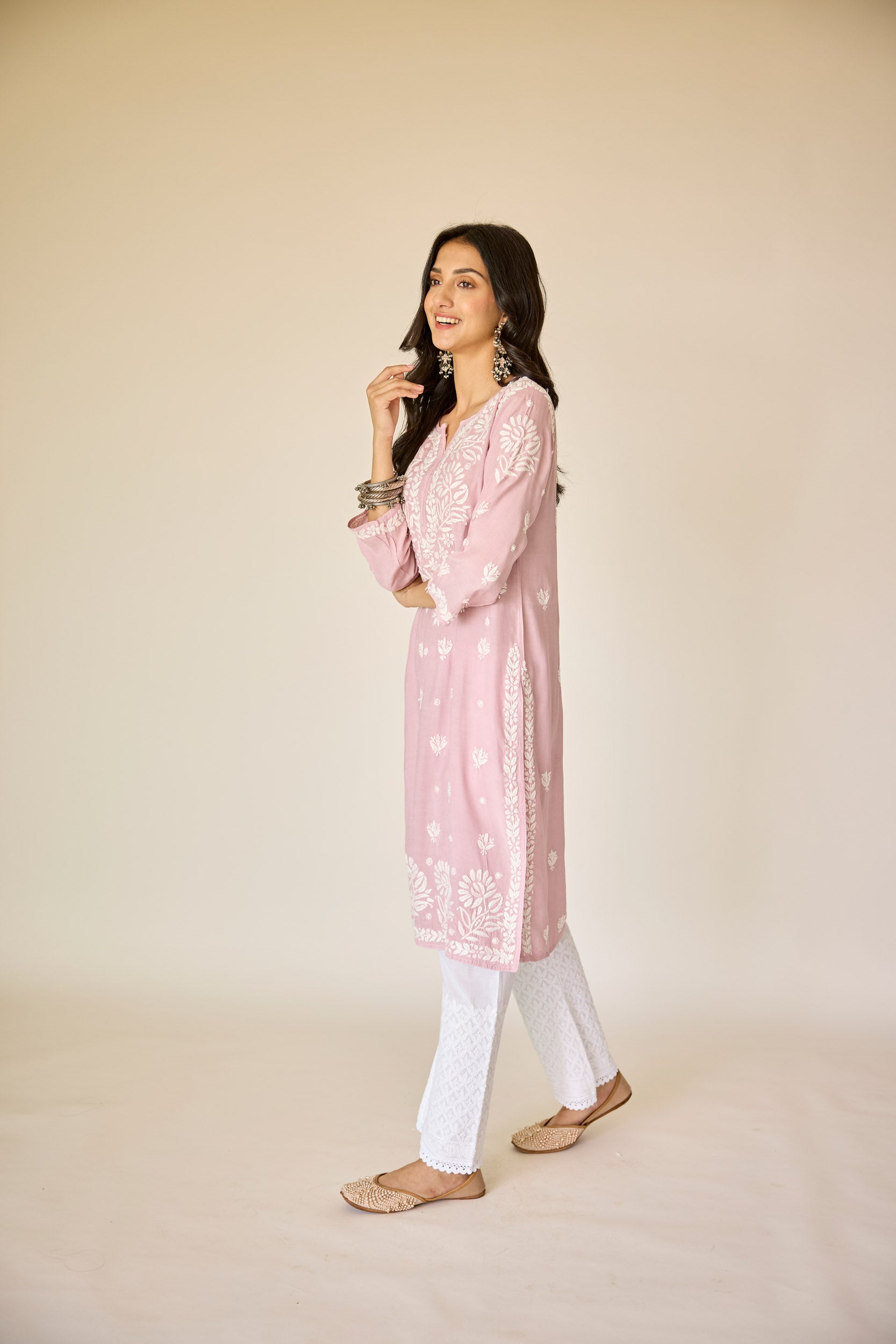 Noura Dusty Pink Muslin Hand Embroidered Chikankari Kurta