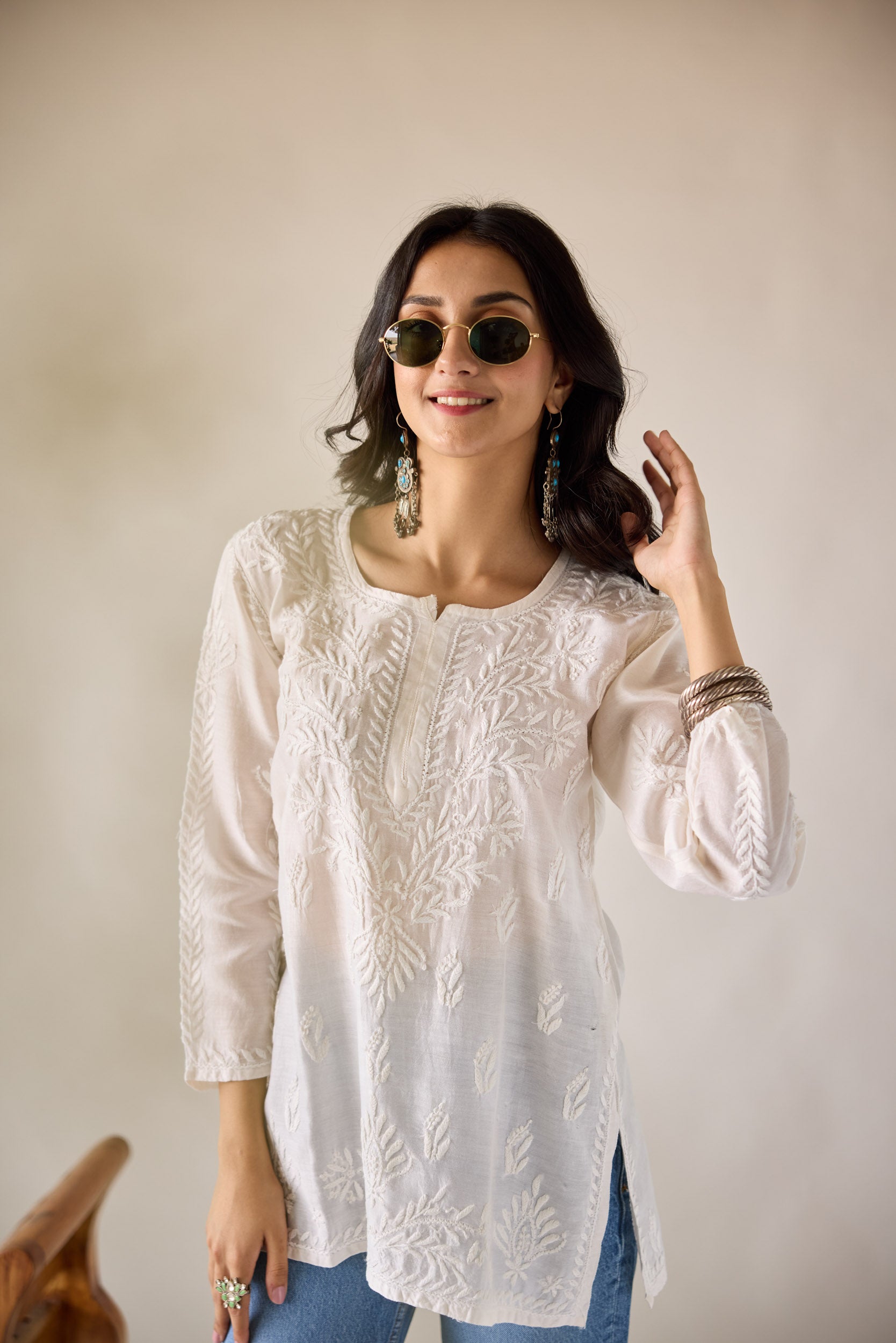 Sangeeta Eggshell White Chanderi Hand Embroidered Short Chikankari Kurti