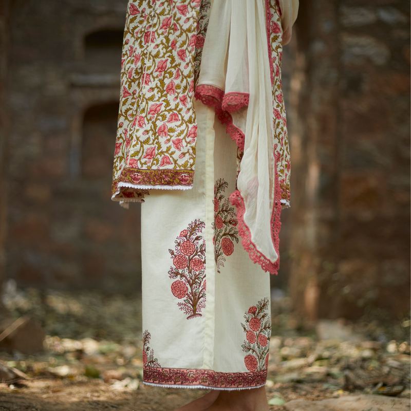 Inaya Palazzo