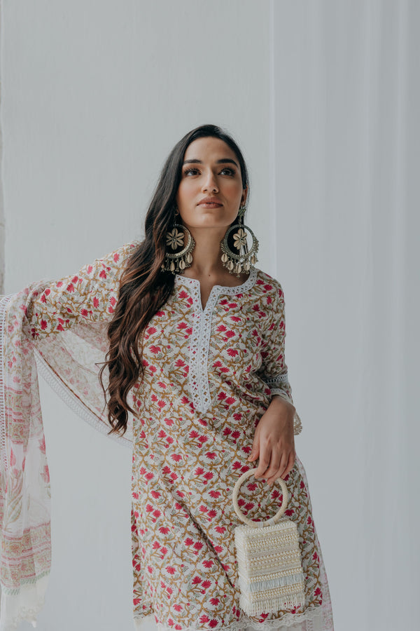 Luna Kurta