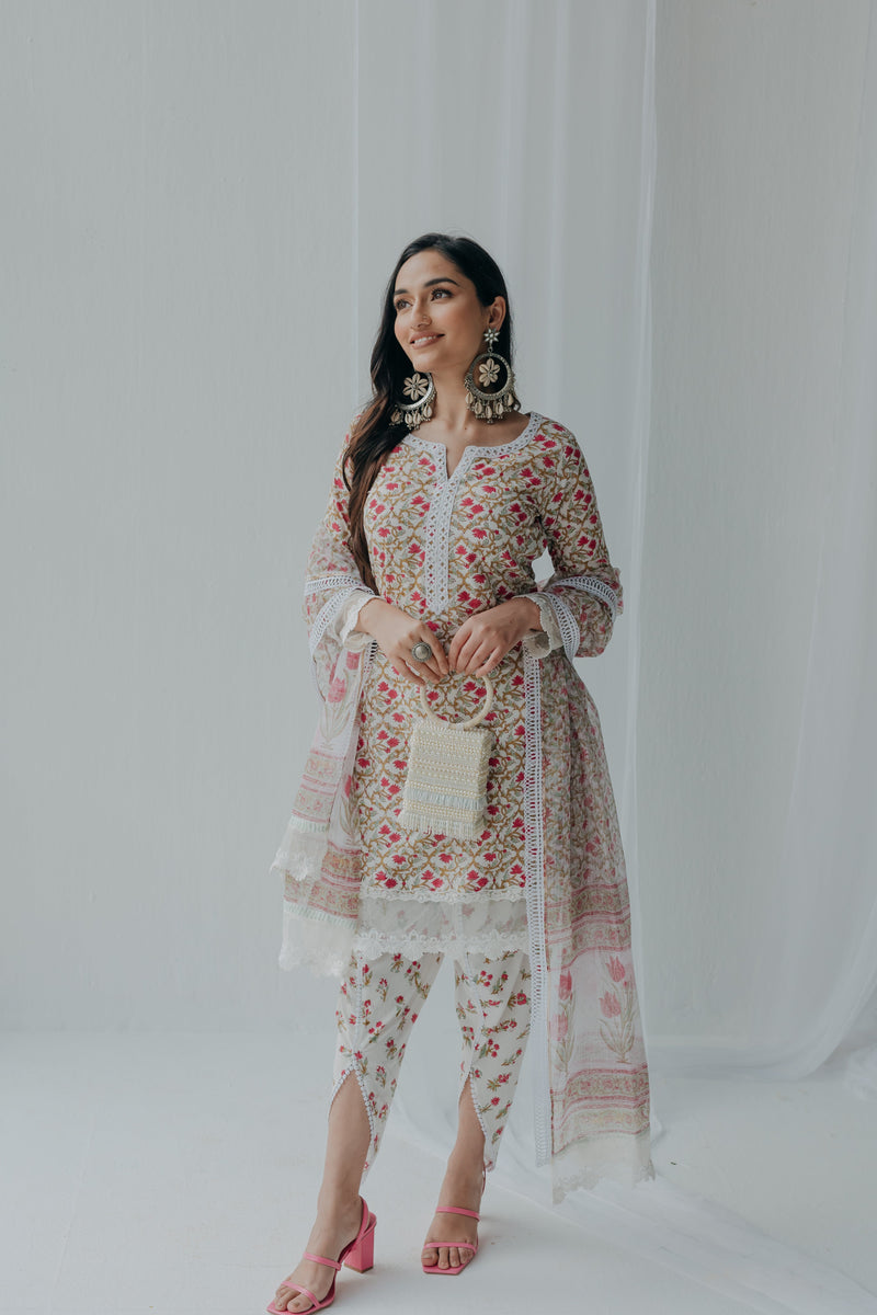 Luna Kurta