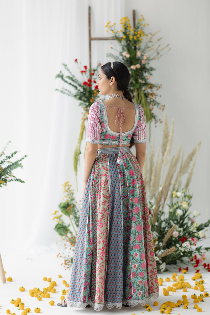 Neelkamal Lehenga Set
