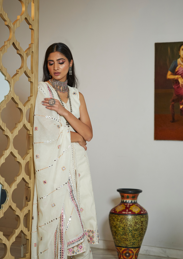 Chaandni Kurta Set