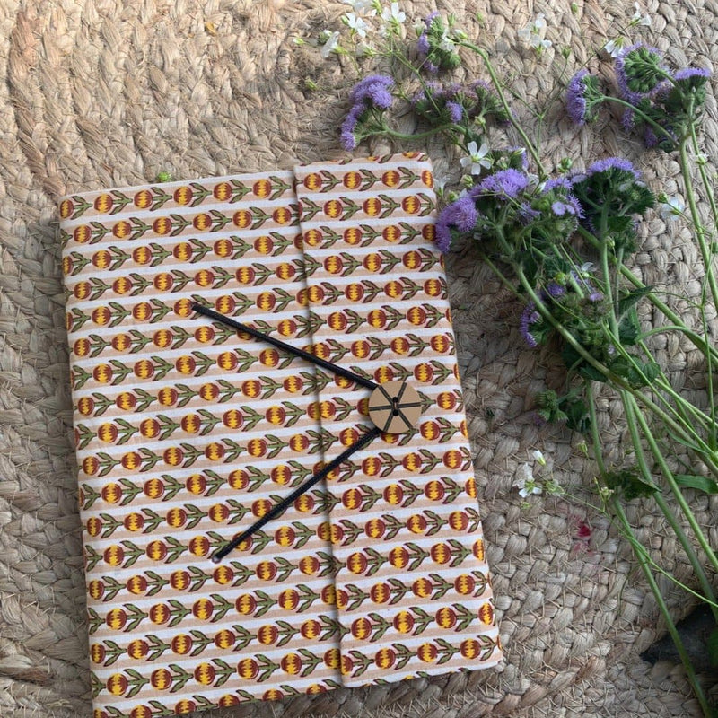 Inaya Button Diary