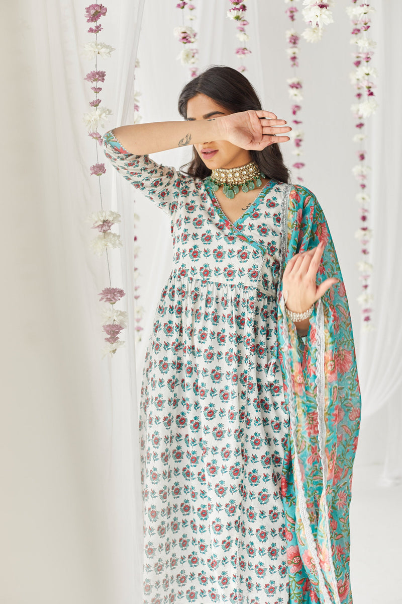 Zainab Kurta