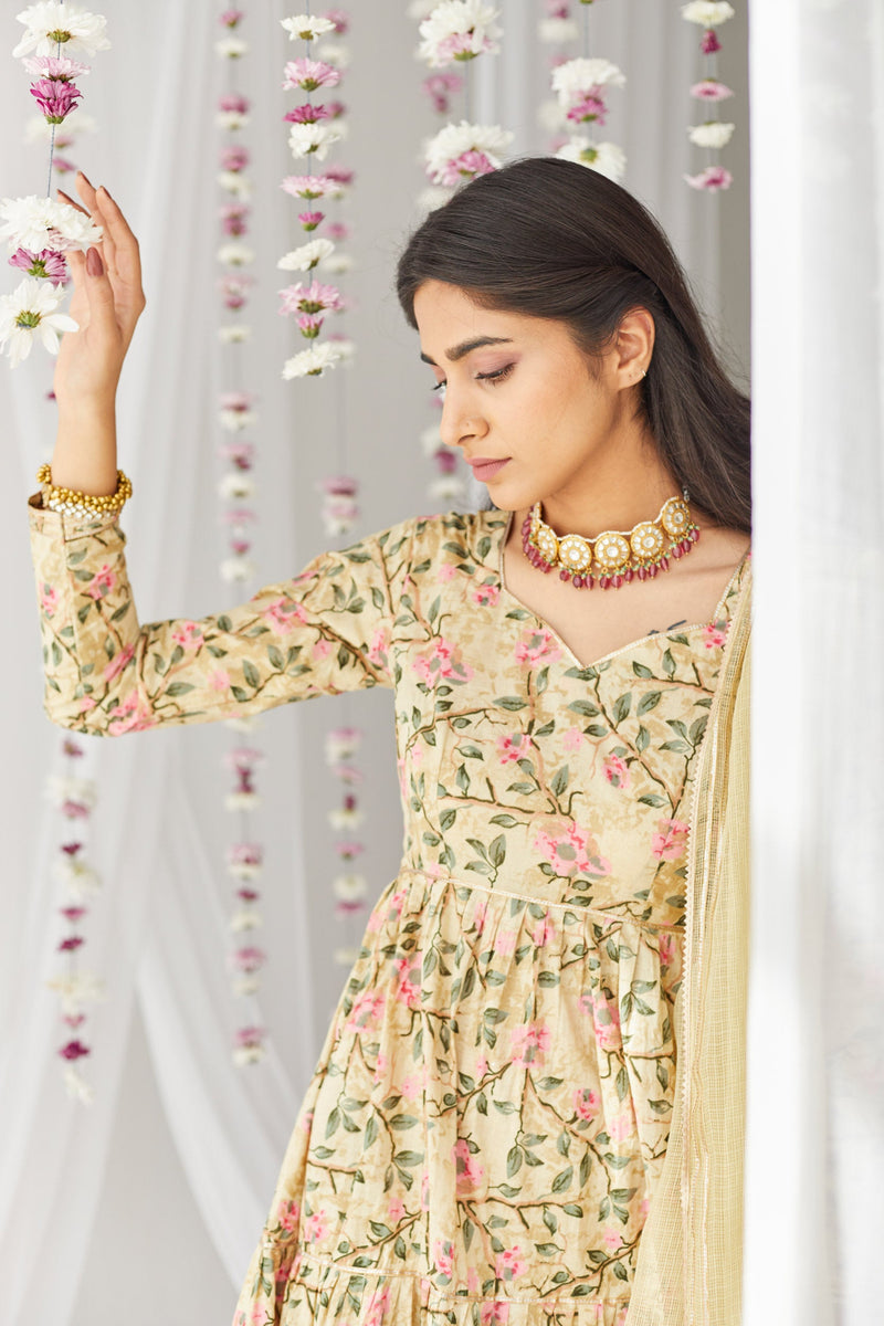 Aliza Kurta