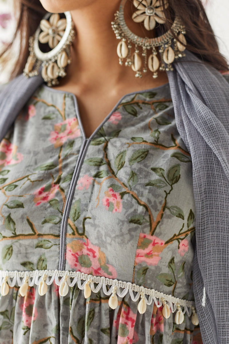 Amrah Kurti