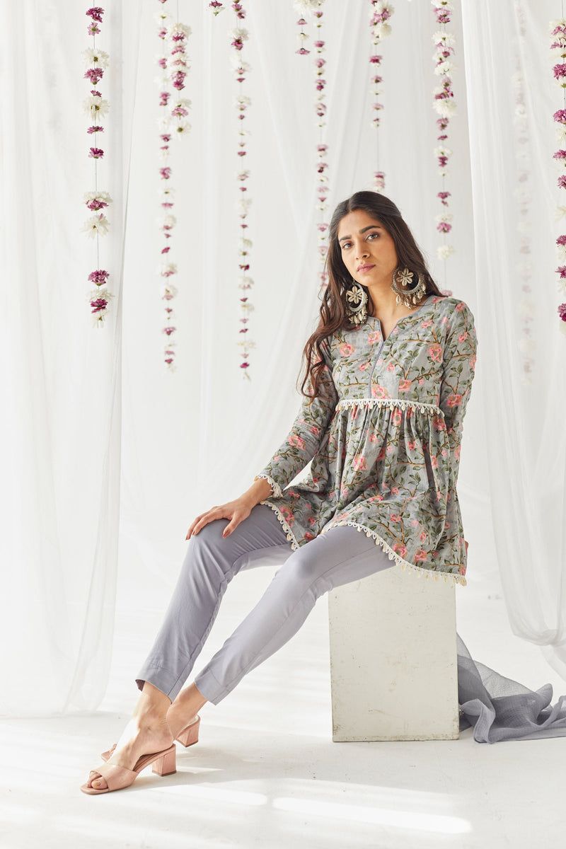 Amrah Kurti