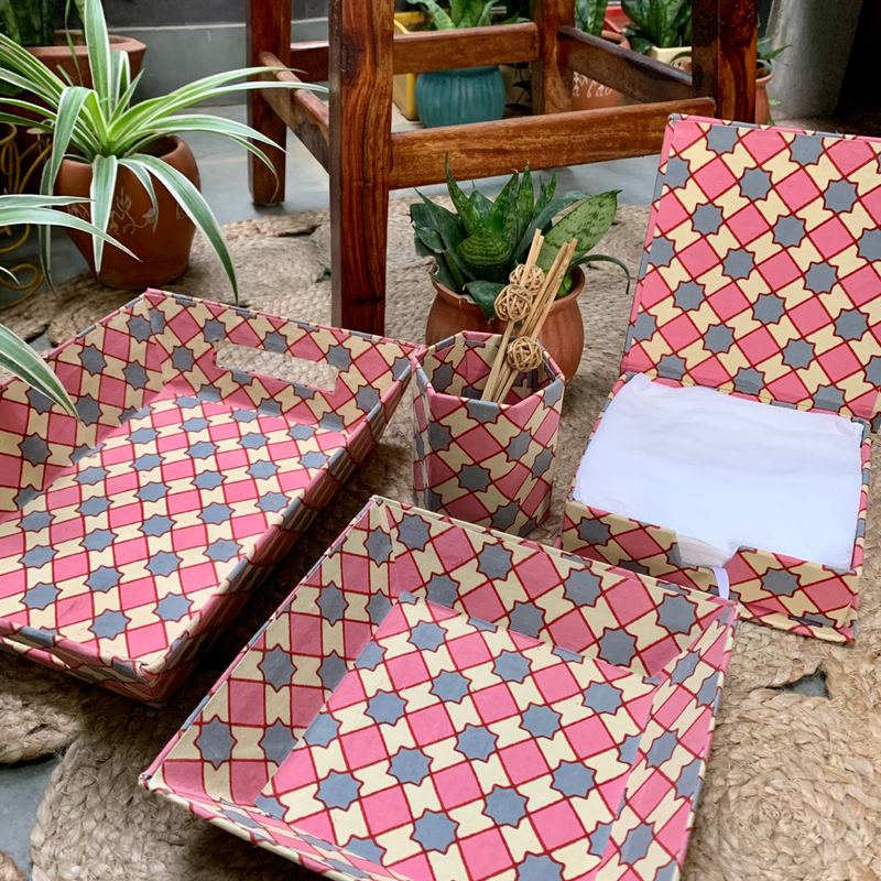 Nazia Set of 4